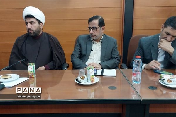 برگزاری جلسه ستاد اوقات فراغت استان فارس و آغاز فعالیت پایگاه‌های تابستانه