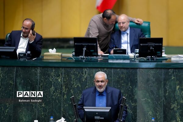 جلسه رای اعتماد وزیر صنعت، معدن و تجارت