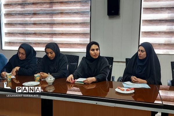 جلسه هماهنگی پایگاه‌های اوقات فراغت تابستانی و طرح اتقان منطقه فشافویه