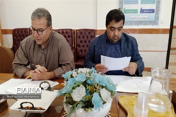 بازدید رئیس اداره پیشگیری در محیط کار ستاد مبارزه با موادمخدر از اولین اتاق نجات دانش‌آموزی کشور