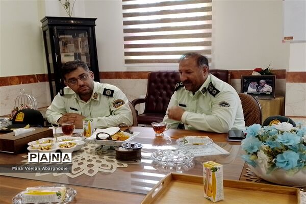 بازدید رئیس اداره پیشگیری در محیط کار ستاد مبارزه با موادمخدر از اولین اتاق نجات دانش‌آموزی کشور