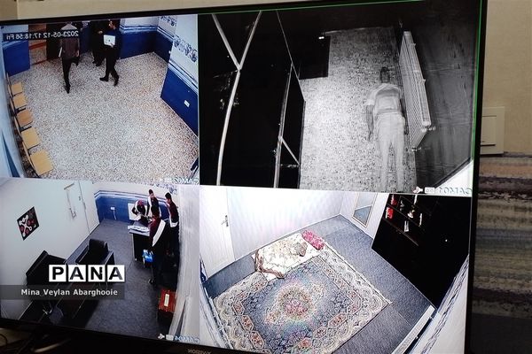 بازدید رئیس اداره پیشگیری در محیط کار ستاد مبارزه با موادمخدر از اولین اتاق نجات دانش‌آموزی کشور