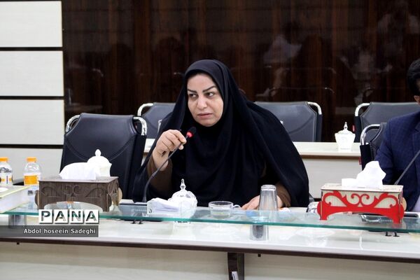 جلسه کارگروه ساماندهی لباس فرم دانش‌آموزان استان بوشهر