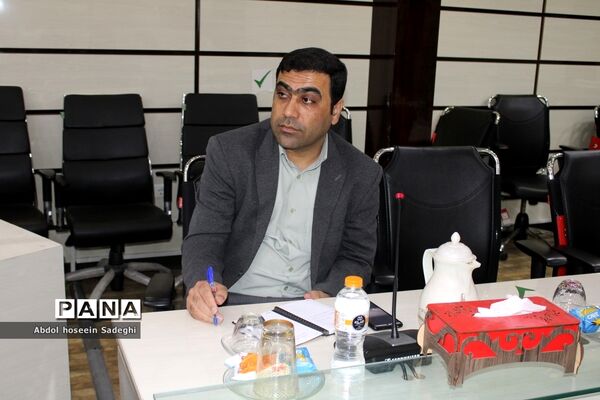 جلسه کارگروه ساماندهی لباس فرم دانش‌آموزان استان بوشهر