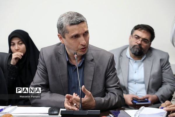 نشست صمیمی وزیر آموزش و پرورش با مدیران سازمان ملی تعلیم و تربیت کودک