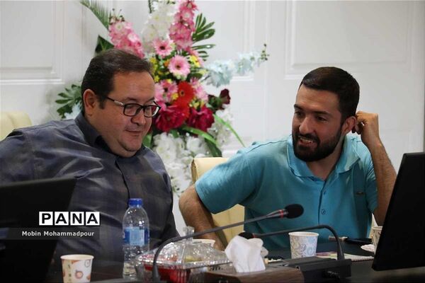 نشست خبری معاون غذا و دارو دانشگاه علوم پزشکی تبریز