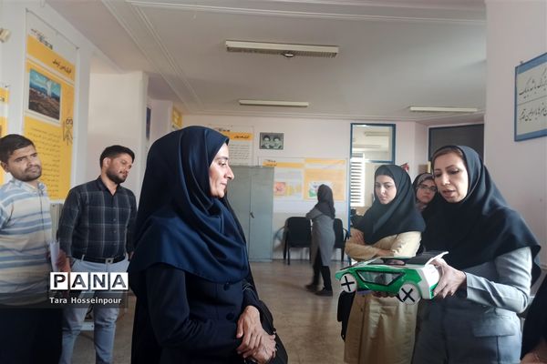 بازدید معلمان جوان ناحیه ۳ از پژوهش‌سرای اسدالله اسدی