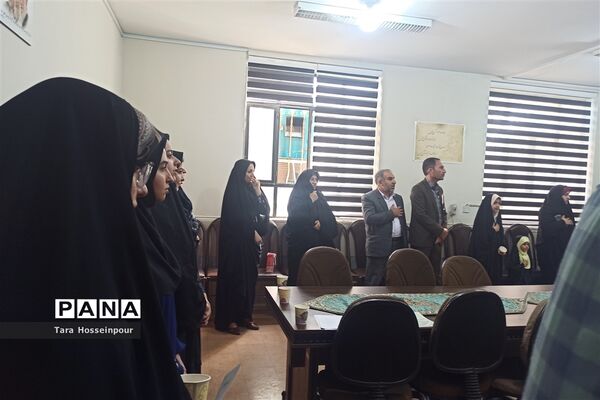 بازدید معلمان جوان ناحیه ۳ از پژوهش‌سرای اسدالله اسدی