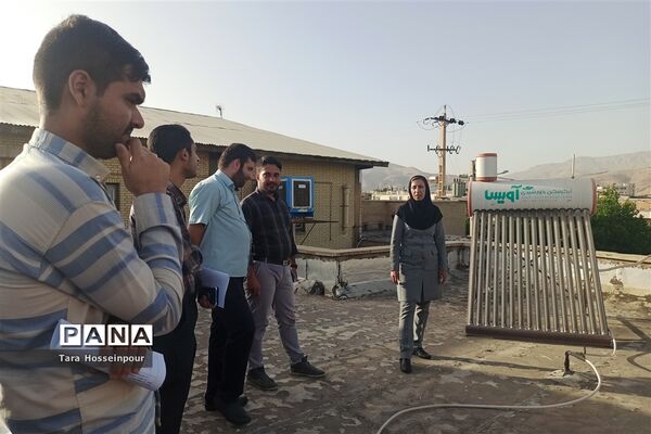بازدید معلمان جوان ناحیه ۳ از پژوهش‌سرای اسدالله اسدی