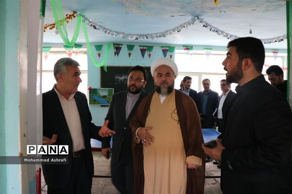 سفر یک‌روزه مدیرکل آموزش و پرورش آذربایجان‌ غربی به شهرستان پلدشت