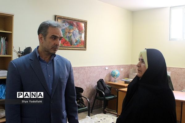 بازدید مدیر آموزش و پرورش منطقه 6 از دبستان پسرانه منتظری