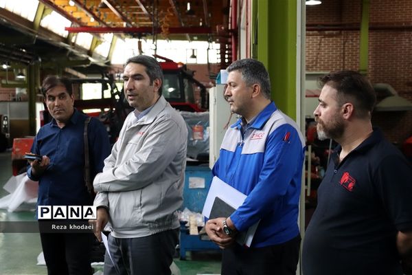 تور بازدید رسانه‌ای از کارخانه تراکتورسازی تبریز