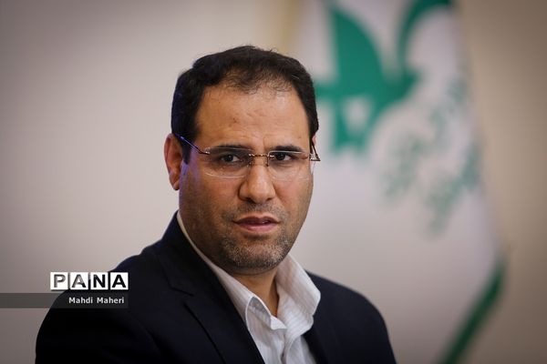 نشست صمیمی نخبگان جوان با وزیر آموزش و پرورش