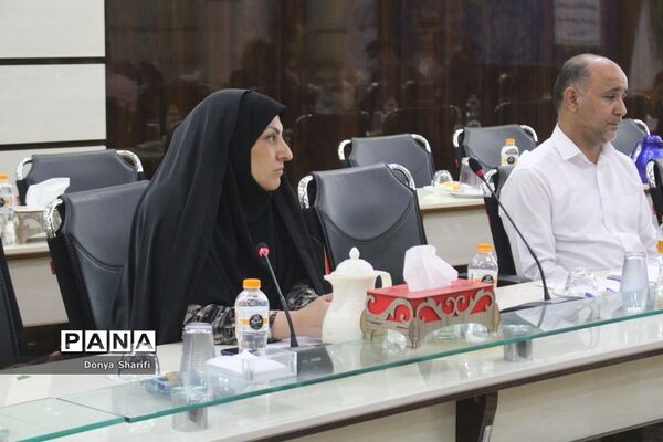 کارگروه شورای پشتیبانی سواد‌آموزی استان بوشهر