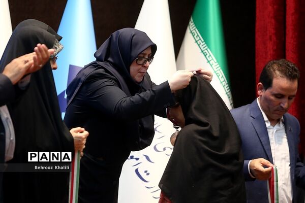 آیین تجلیل از مدال‌آوران المپیادهای علمی