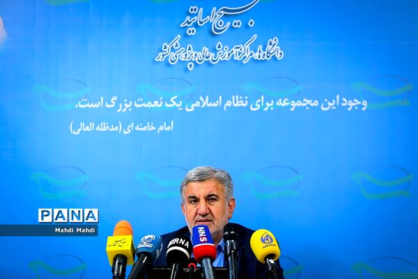 نشست خبری رئیس سازمان بسیج اساتید