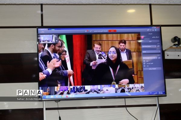 آیین تجلیل از مدال‌آوران المپیادهای علمی در بوشهر