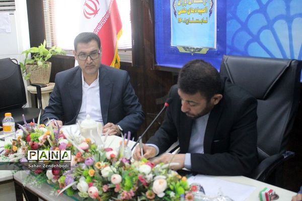 آیین تجلیل از مدال‌آوران المپیادهای علمی در بوشهر