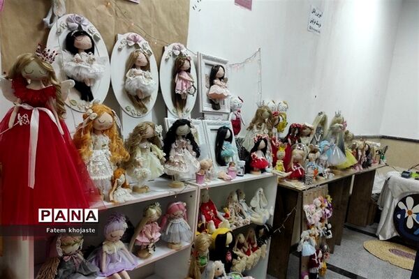 برپایی نمایشگاه صنایع‌ دستی در قرچک