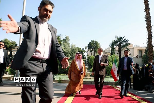 دیدار وزرای خارجه عربستان و ایران