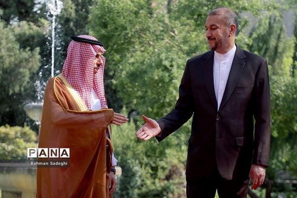 دیدار وزرای خارجه عربستان و ایران