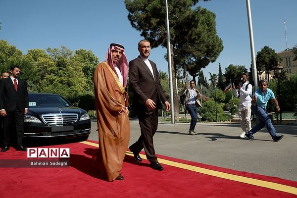 دیدار وزرای خارجه عربستان و ایران