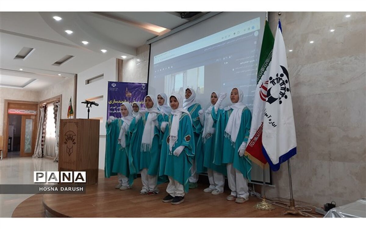شناخت ویژگی‌های مخاطبین در اجرای برنامه درسی هدف اصلی برنامه ملی توانمندسازی معلمان است