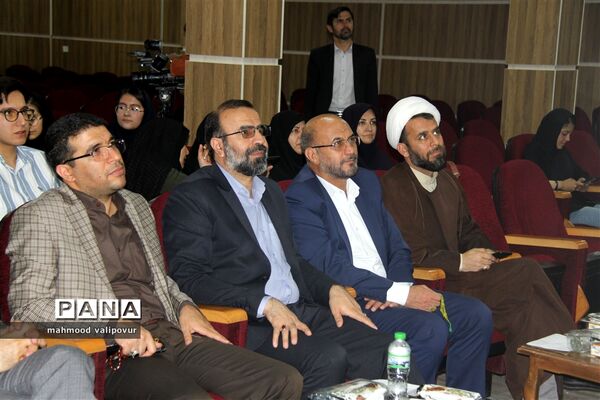 آیین تجلیل از مدال‌آوران المپیادهای علمی