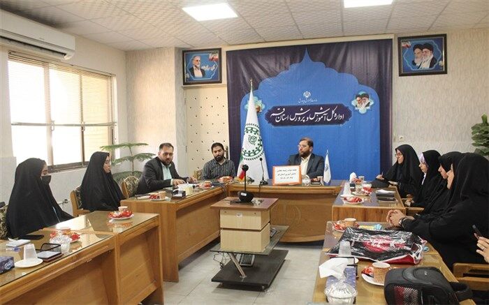 بررسی مصوبات جلسه شورای معاونین قم در نشست هم‌اندیشی هیات رییسه مجلس دانش‌آموزی