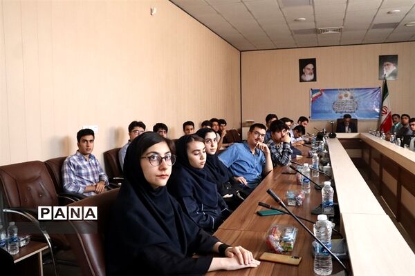 آیین تجلیل از مدال‌آوران المپیاد‌های علمی استان البرز