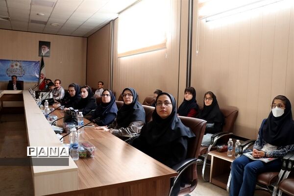 آیین تجلیل از مدال‌آوران المپیاد‌های علمی استان البرز