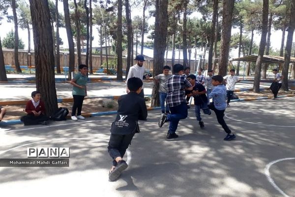 اردوی فرهنگی، تربیتی دانش‌آموزان دبستان امیرکبیر اسلامشهر در اردوگاه شهید‌منتظری شهریار