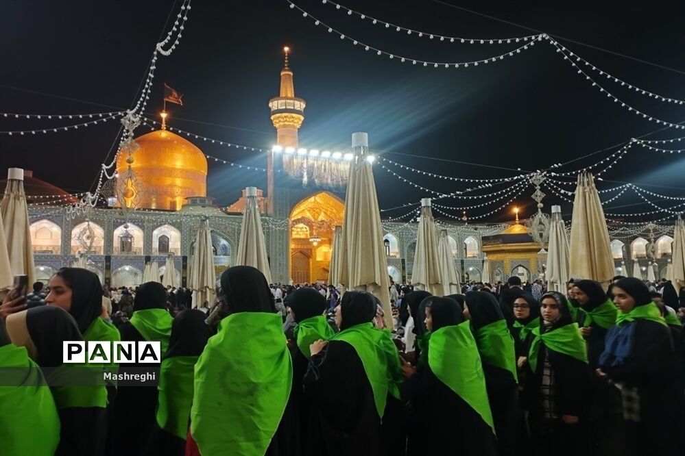 130 دانش آموز دختر زیارت اولی به مشهد مقدس اعزام شدند
