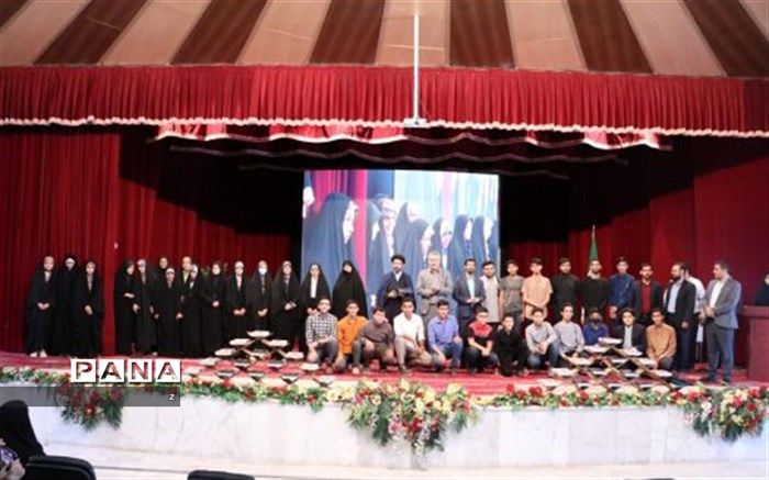 تجلیل از ۱۸۹ دانش‌آموز و ۳۲ معلم برگزیده مسابقات قرآن استان کرمان