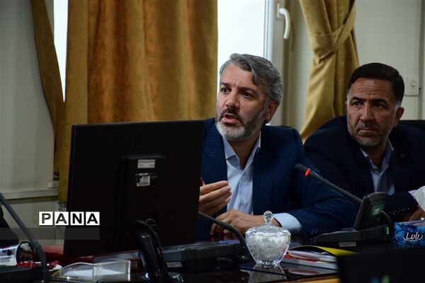 جلسه شورای معاونان آموزش و پرورش استان مرکزی