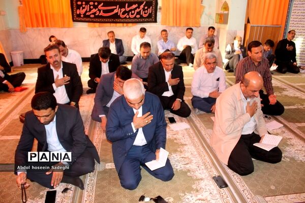 برگزای مراسم زیارت عاشورا در اداره‌کل آموزش و پرورش استان بوشهر