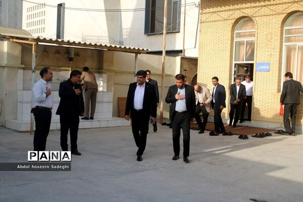 برگزای مراسم زیارت عاشورا در اداره‌کل آموزش و پرورش استان بوشهر