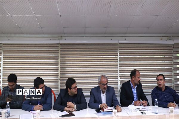 کارگاه توجیهی- آموزشی معاونان پرورشی نواحی و مناطق آذربایجان شرقی