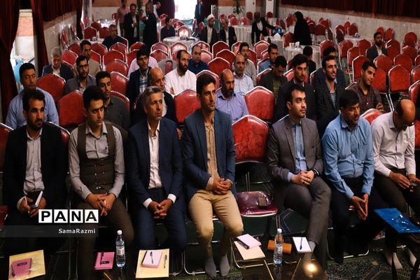 کارگاه توجیهی- آموزشی معاونان پرورشی نواحی و مناطق آذربایجان شرقی