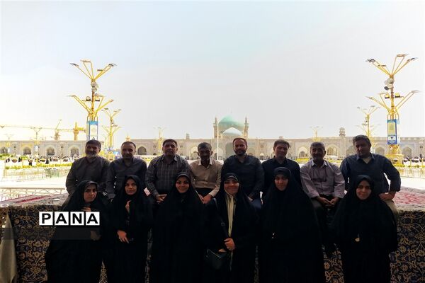 روز پایانی اردوی دانش‌آموزان دختر اصفهانی زیارت اولی در حرم مطهر امام رضا (ع)