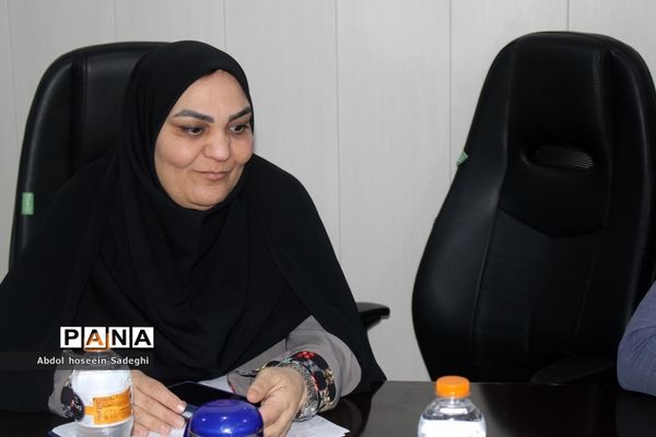 جلسه شورای نظارت بر مدارس بزرگسال استان بوشهر