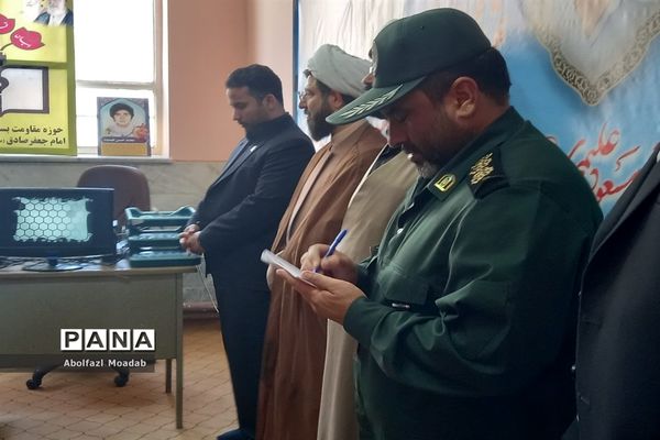 افتتاح پایگاه علمی شهید‌فهمیده دبیرستان امام خمینی کاشمر