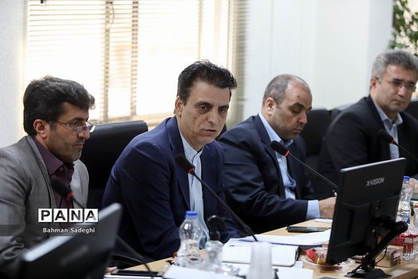 نشست تخصصی بررسی و تحلیل چالش‌های تحصیلی دانش‌آموزان اتباع خارجی در ایران