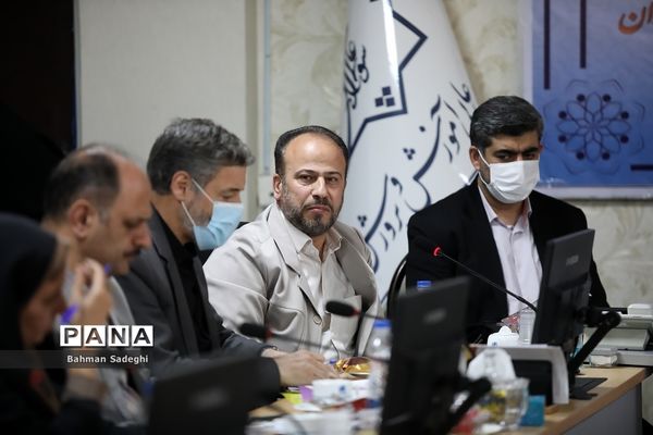 نشست تخصصی بررسی و تحلیل چالش‌های تحصیلی دانش‌آموزان اتباع خارجی در ایران