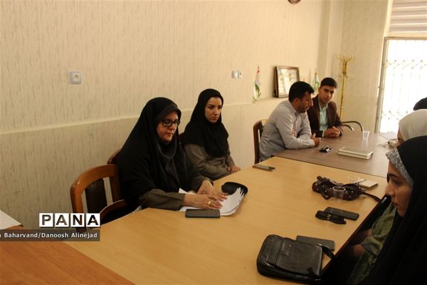 جلسه نشست اعضای مجلس دانش‌آموزی استان لرستان