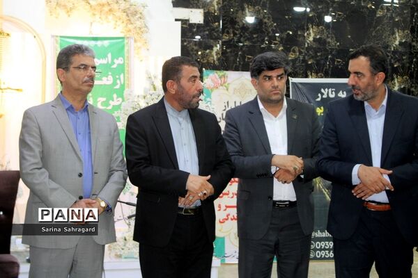 تجلیل از مربیان پرورشی‌، مشاوران‌، مراقبان سلامت و دبیران ورزش شهرستان بوشهر