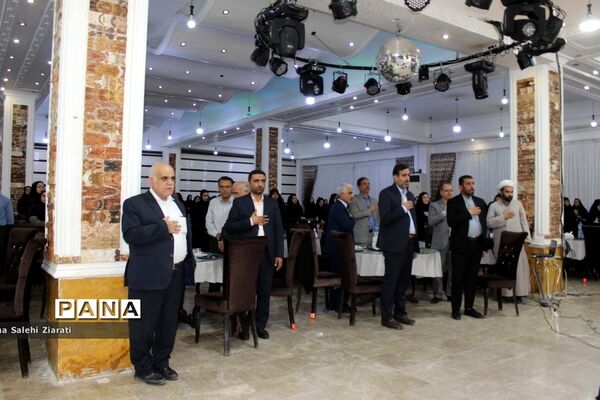تجلیل از مربیان پرورشی‌، مشاوران‌، مراقبان سلامت و دبیران ورزش شهرستان بوشهر
