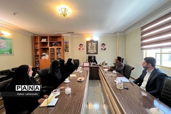 نشست همکاری و هم‌اندیشی حوزه علمیه و آموزش و پرورش رودهن