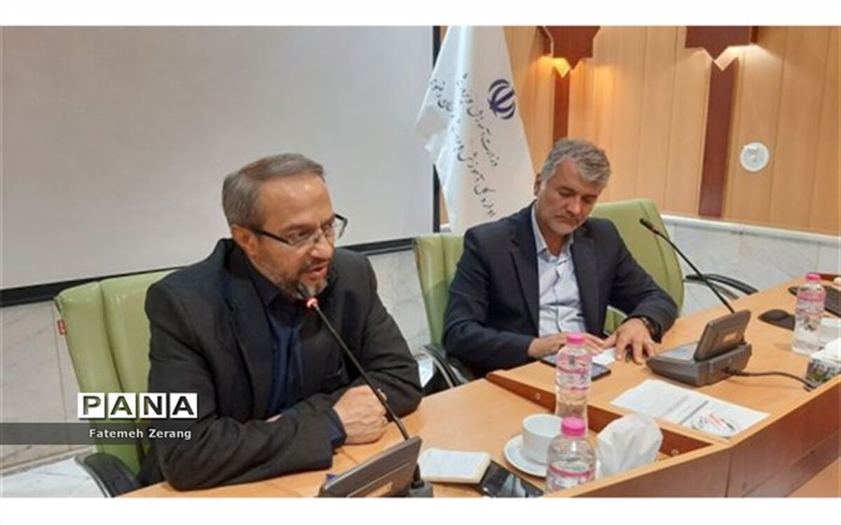 مدیر نقش کلیدی در موفقیت فرهنگیان و دانش‌آموزان دارد