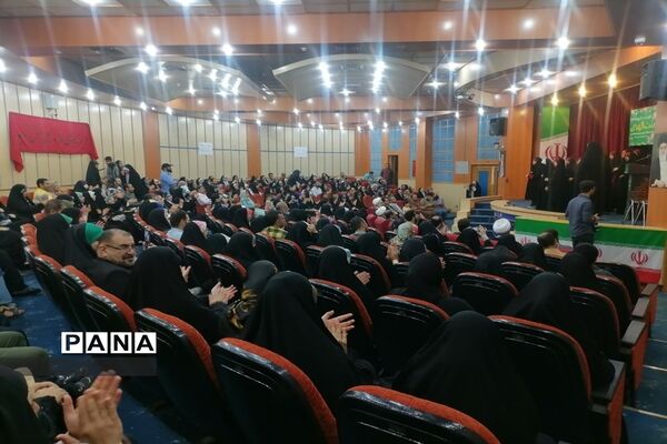 همایش خانوادگی دختران دانش‌آموز عضو هیات بنت‌الهدی قائمشهر
